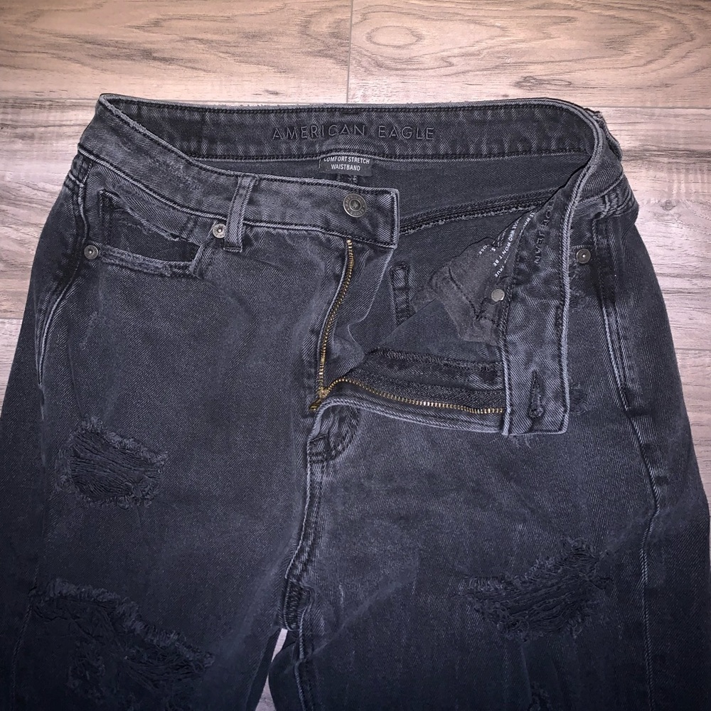 American Eagle Mom Jeans